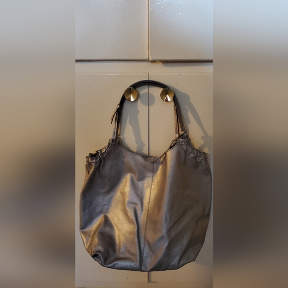 Silver, leather tote purse - Picture 1 of 3